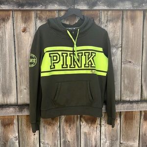 VS PINK Half-Zip